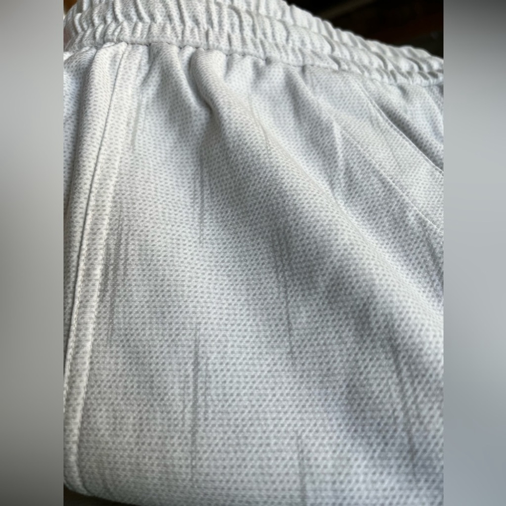 Athleta 22 Plus Farallon Printed Jogger NWT Gray & White - Picture 9 of 9